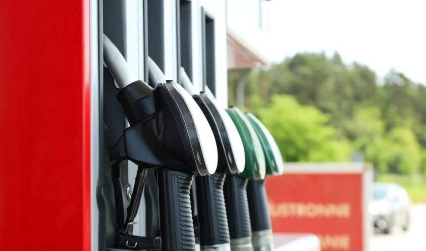 αμόλυβδη πάνω από 2€ στις τιμές καυσίμων