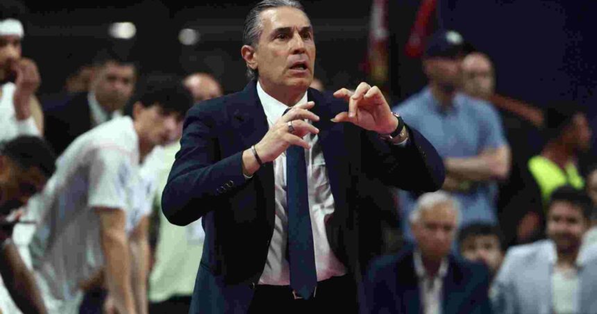 Σκαριόλο μετά τον τελικό Euroleague στο Telekom Center Athens