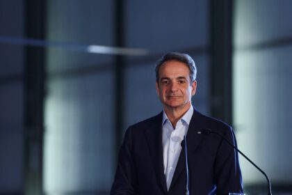 Μητσοτάκης ανακοινώνει πρόωρη αποπληρωμή χρέους