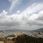 άστατος καιρός σήμερα με νεφώσεις και βροχές