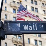Wall Street Ιράν ομόλογα και τεχνολογία πιέσεις