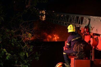 Φωτιά Πάτρα Λεύκα πυροσβεστική επιχείρηση