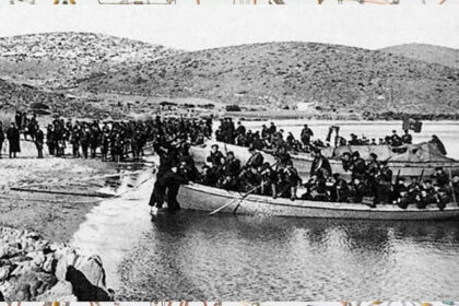 4 Μαΐου 1912 αποβίβαση Ιταλών στη Ρόδο