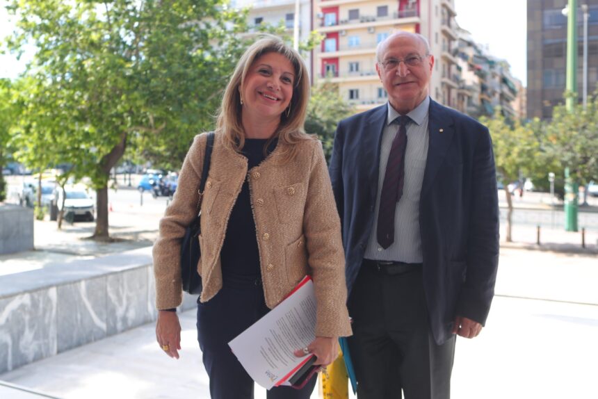 Μαρία Καρυστιανού καταθέτει «Ελπίδα για τη Δημοκρατία»