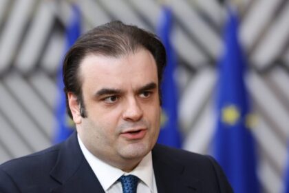 ανανέωση Στουρνάρα στην Τράπεζα της Ελλάδος