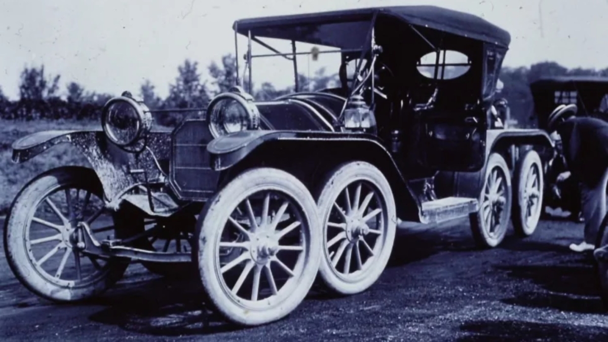 Octoauto οκτάτροχο όχημα Reeves 1911