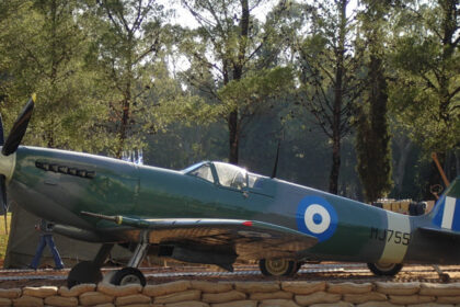Τζορτζ Νταν και Spitfire MJ755 ιστορική παράδοση