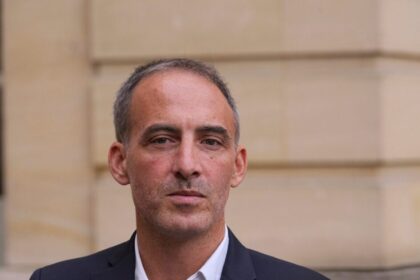 Διαρροή εγγράφου Γκλουκσμάν πολιτική