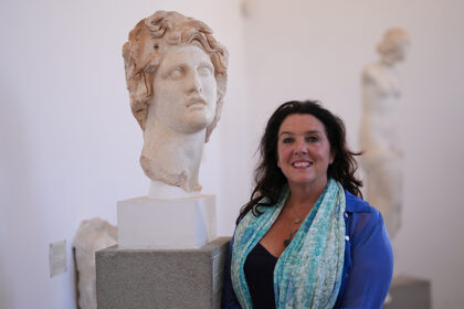 Bettany Hughes παρουσιάζει Rhodes: The Island στη Ρόδο