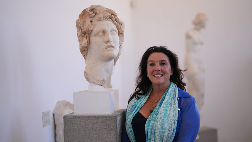 Bettany Hughes παρουσιάζει Rhodes: The Island στη Ρόδο
