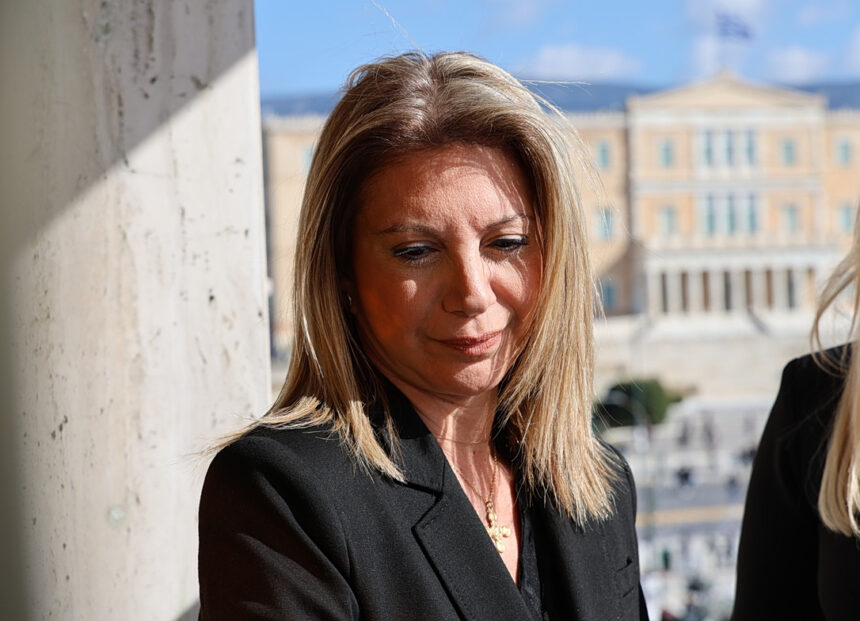 Μαρία Καρυστιανού ηγέτης Ανεξάρτητο Κίνημα Πολιτών