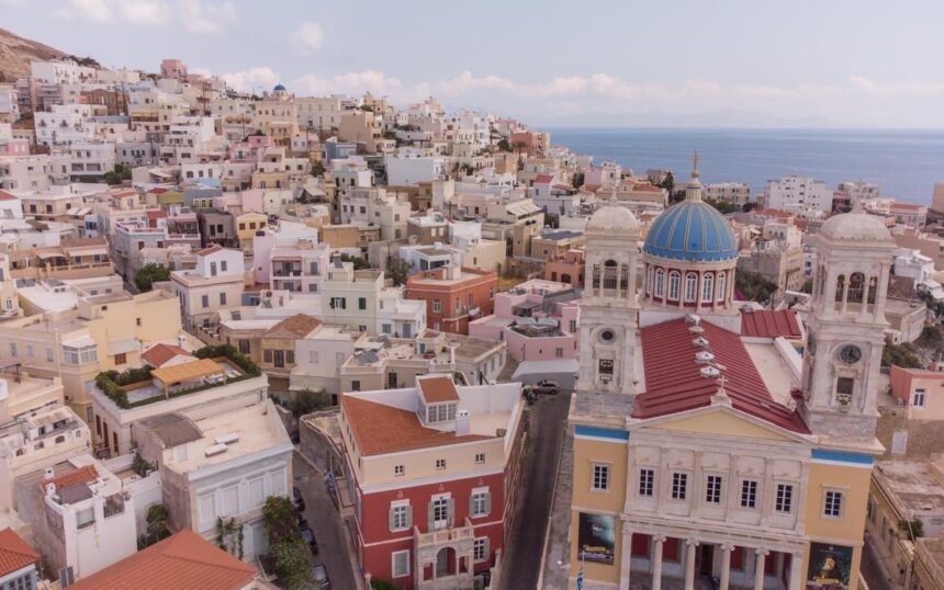 Κυκλάδες τουριστική σεζόν Σύρος Πάσχα
