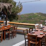 Λυγερός Σύρος εστιατόριο με θέα Αιγαίο