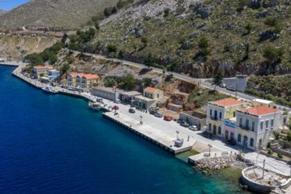 κρηπίδωμα Πέταλος Σύμης νέο λιμάνι αναβάθμιση