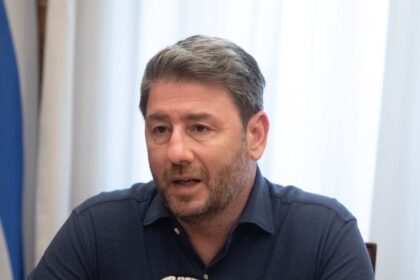 Ανδρουλάκης ιδιωτικό χρέος funds
