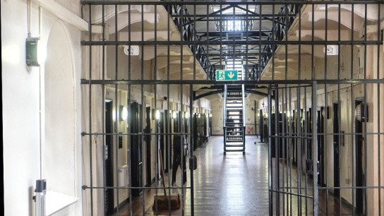 Κατηγορίες για βασανιστήρια στην φυλακή Ιζολιάτσια