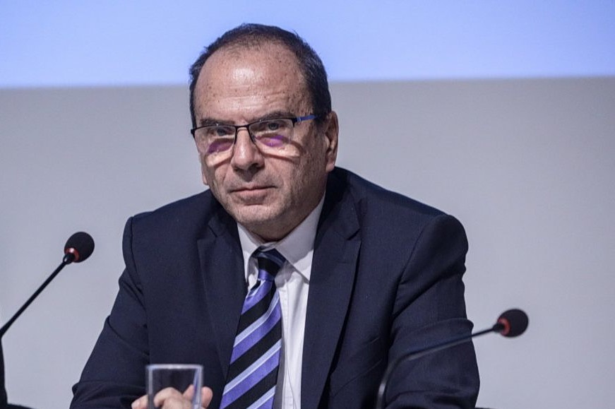 Κατερίνα Καινούργιου γενέθλια με πιπίλα κόρης
