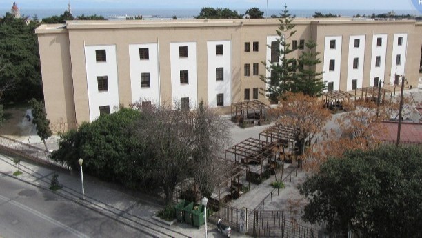 παρουσίαση ξενόγλωσσου προπτυχιακού προγράμματος στη Ρόδο