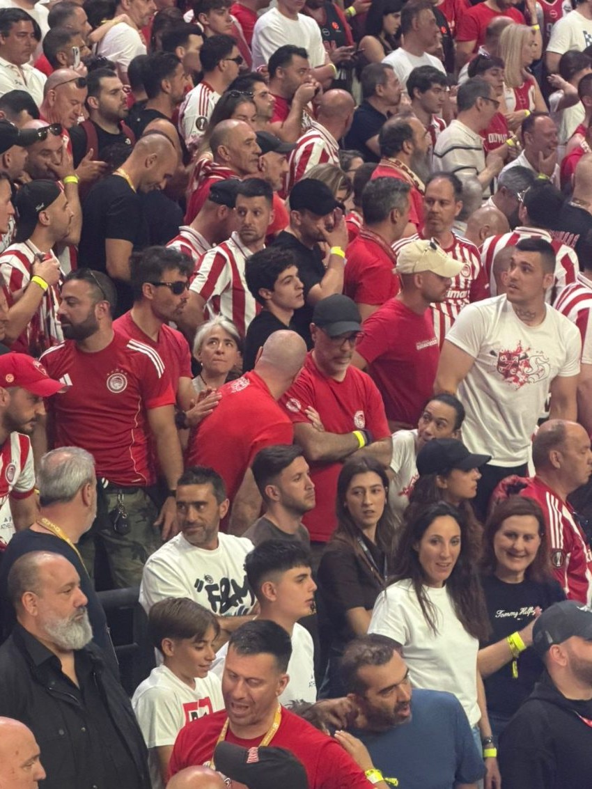 Telekom Center Athens Ολυμπιακός φίλαθλοι Μαρινάκης