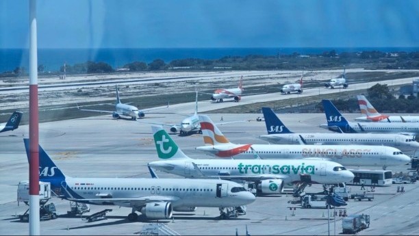 αναγκαστική προσγείωση Ελ. Βενιζέλος τεχνικό πρόβλημα