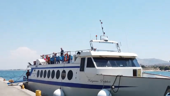 Βλάβη στο πηδάλιο «Κάλυμνος Ντόλφιν» με 117 επιβάτες