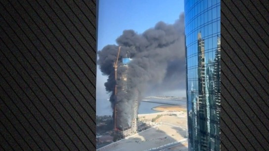 φωτιά Dubai Marina σε υπό κατασκευή ουρανοξύστη