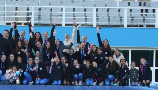 ΑΟΑ Υάδες καλλιτεχνική κολύμβηση στο ΟΑΚΑ με κύπελλο