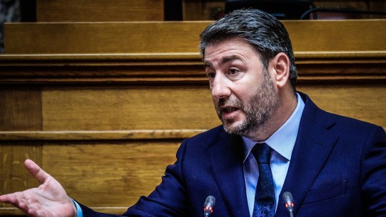 Αντιπαράθεση για το ιδιωτικό χρέος με το ΥΠΟΙΚ