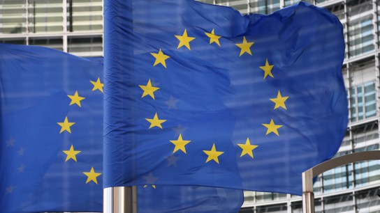 Σέφκοβιτς Γκριρ δασμοί αυτοκινήτων συνάντηση Παρίσι