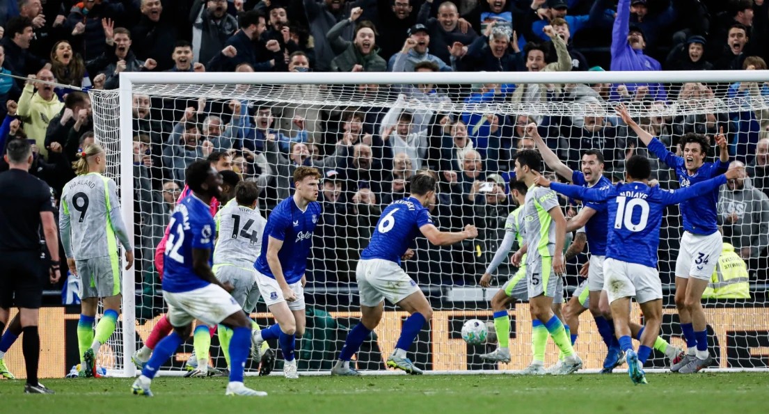 Μάντσεστερ Σίτι 3-3 στο Goodison Park με Έβερτον