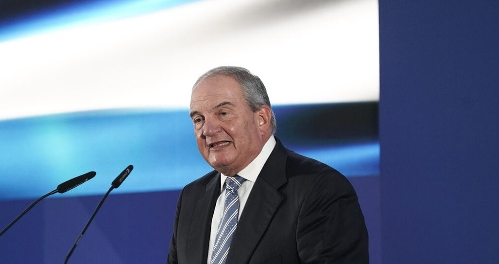 Κώστας Καραμανλής συνέδριο ΝΔ απουσία