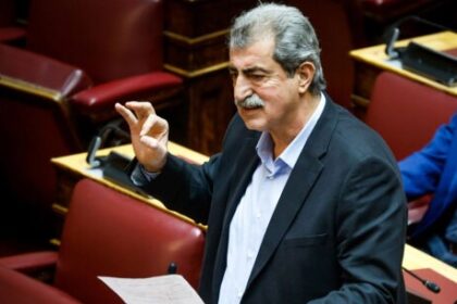 Πολάκης απάντηση για Πολιτική Γραμματεία