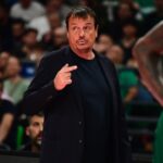 Κρις Τζόουνς Ερυθρός Αστέρας μεταγραφή