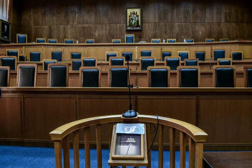 Αθώοι οι τρεις για διαπόμπευση Μπουραντώνη