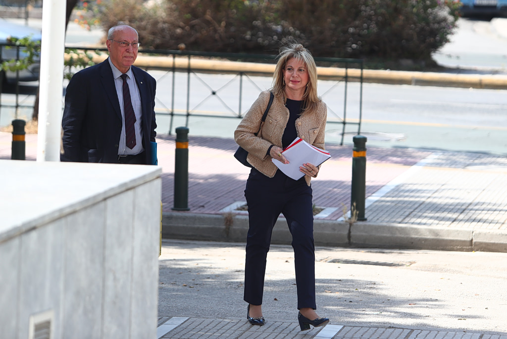 Μαρία Καρυστιανού καταθέτει «Ελπίδα για τη Δημοκρατία»