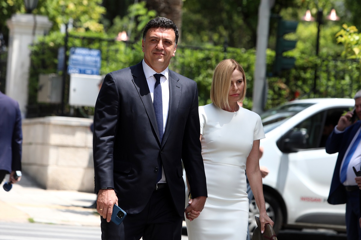 Τζένη Μπαλατσινού ευχές για τα γενέθλια του Βασίλη Κικίλια