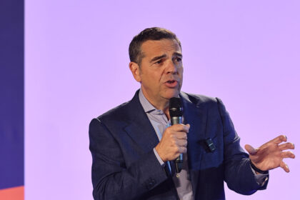 συρρίκνωση ΣΥΡΙΖΑ αποχωρήσεις και οργανωτικές κινήσεις
