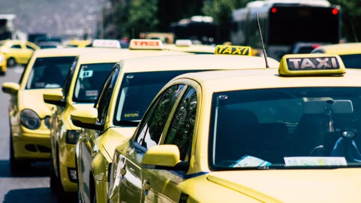 άγρα πελατών Ρόδος σύλληψη ταξί