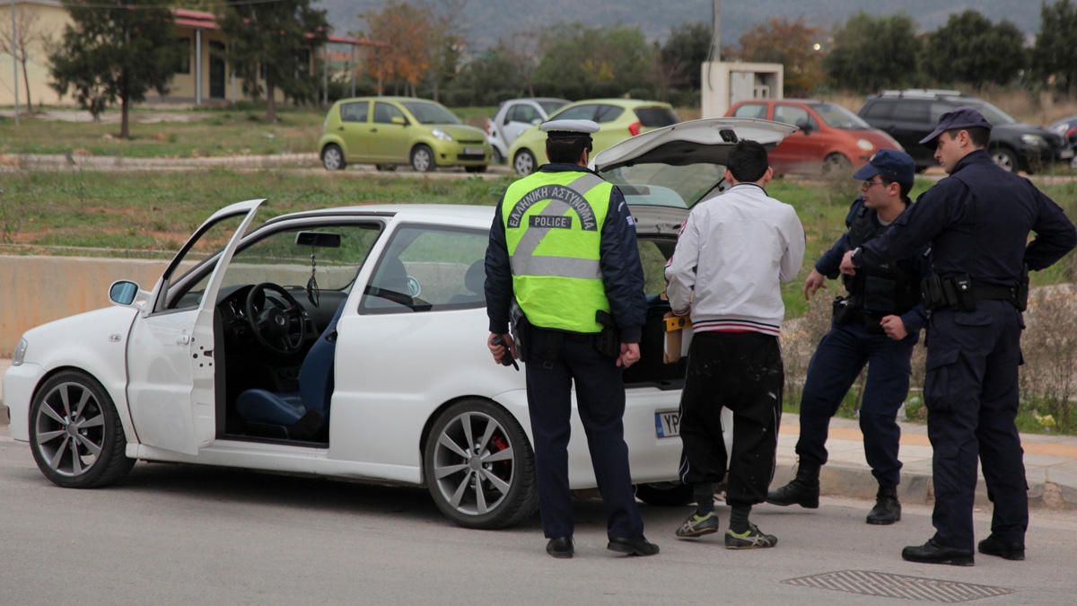 Άνω Λιόσια επίθεση αστυνομικοί σκηνή