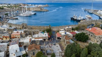 χάρτης χωροταξικού τουρισμού με ζώνες ανάπτυξης