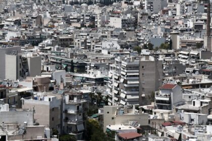 Airbnb ημιυπόγειο Θεσσαλονίκη μετατροπή διαμερισμάτων